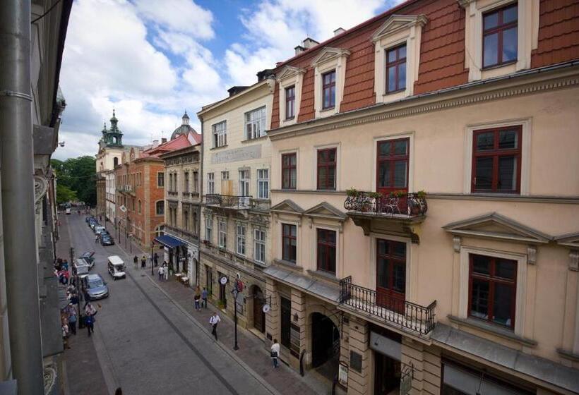 Quarto Quádruplo Standard, Pokoje Gościnne św. Anny