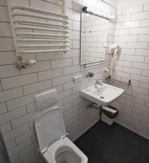 Quarto deluxe, Pokoje Gościnne św. Anny