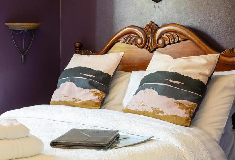 Номер Superior, Wynnstay House
