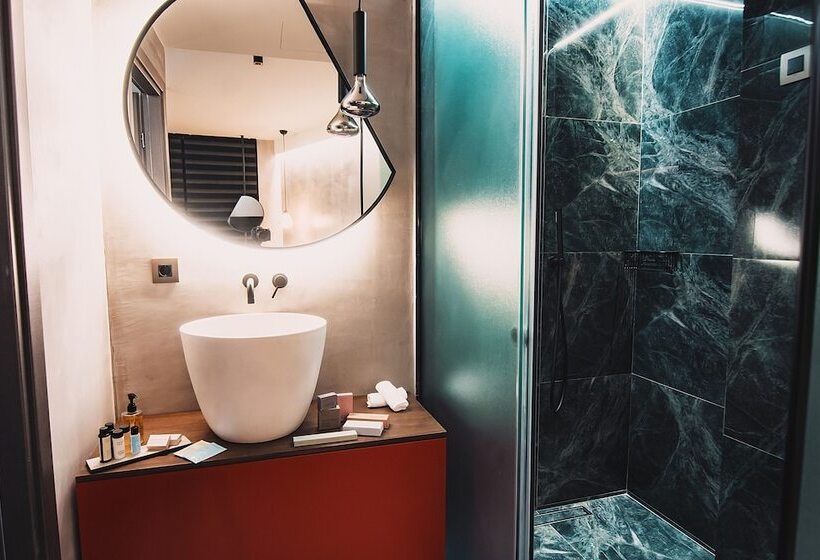 Quarto Deluxe, Project 3 Urban Chic