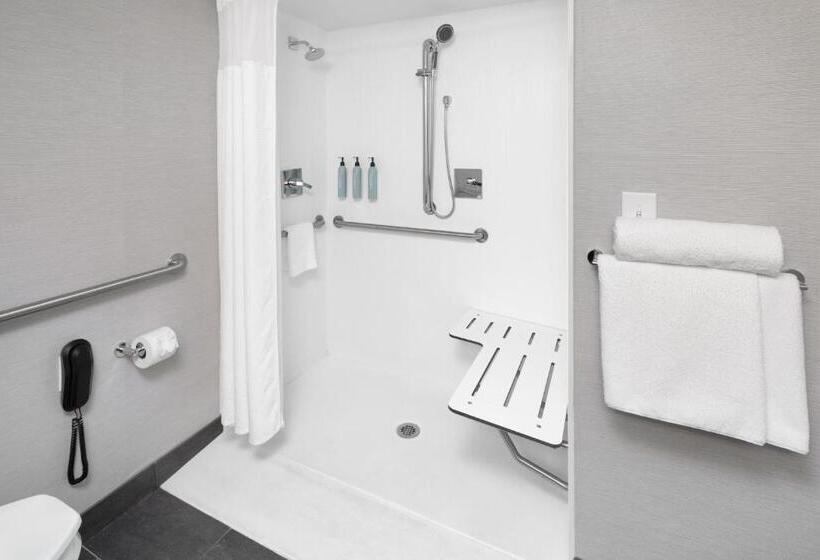 Стандартный Номер Кровать Кинг, Courtyard Shelton
