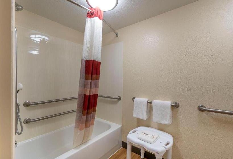 Номер Superior Адаптированный для Инвалидов, Red Roof Inn Detroit   Roseville/ St Clair Shores