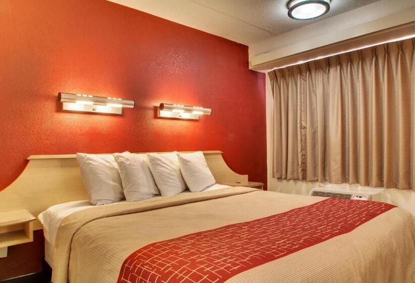 Номер Стандарт, Red Roof Inn St Louis  Westport