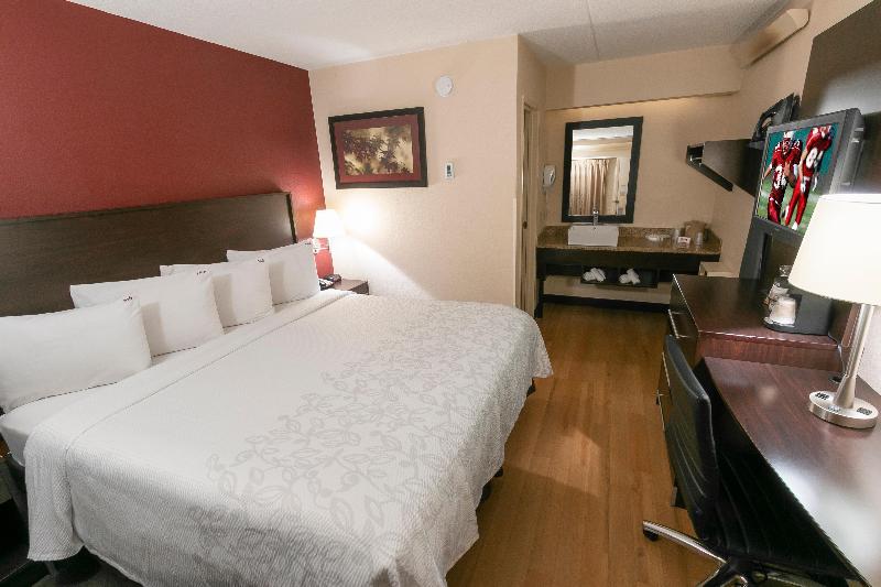 Стандартный Номер Кровать Кинг, Red Roof Inn Plus + Boston   Framingham