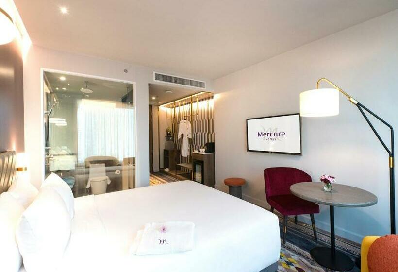 اتاق دلوکس با تخت کینگ و چشم‌انداز شهر, Mercure Bangkok Sukhumvit 24