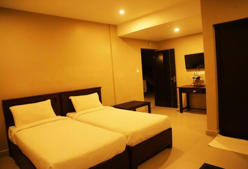 Номер Deluxe, Ceecee Grand Resort