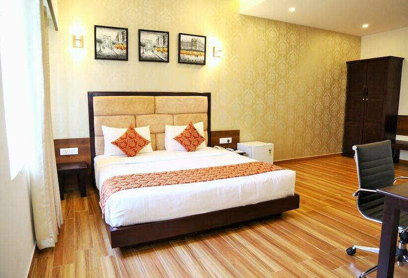Quarto Executivo Cama King, The Continentti Whitefield