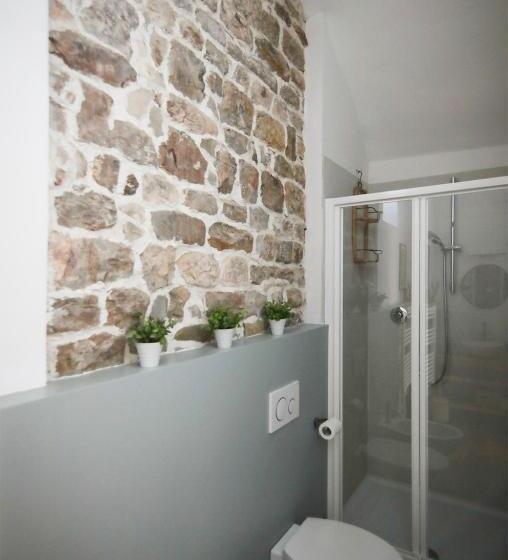 标准间, Little Room   Camera Indipendente Nella Torre