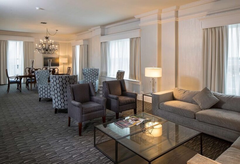 سوییت, Seelbach Hilton Louisville Downtown