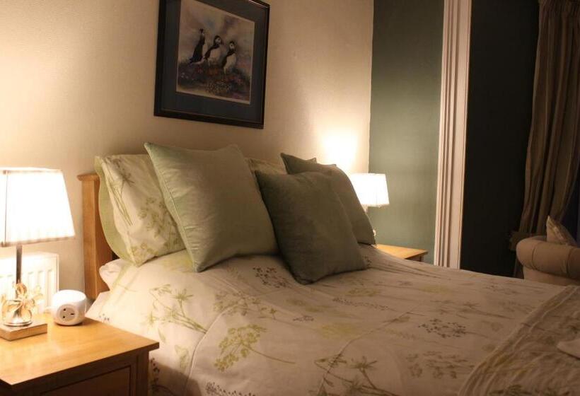 Трехместный Номер Deluxe Вид на Море, Pendyffryn Manor Bed & Breakfast