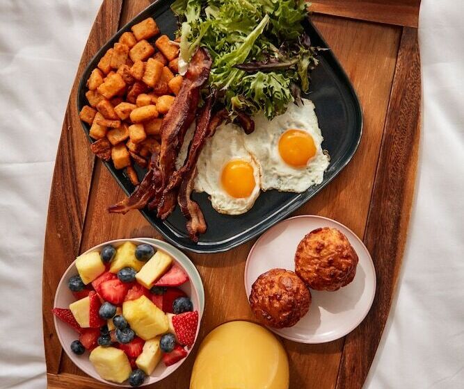 스위트 킹사이즈 침대, Virgin Hotels Nashville