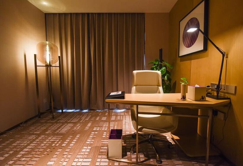Люкс Повышенной Комфортности, Novotel Zhengzhou Airport