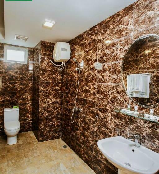 اتاق استاندارد یک تخته با سرویس بهداشتی مشترک, Serene Stays