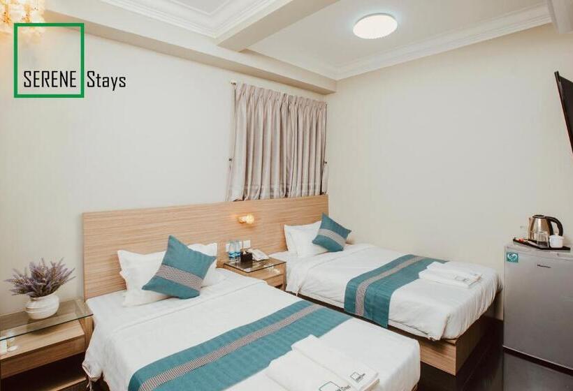اتاق استاندارد با سرویس بهداشتی مشترک, Serene Stays
