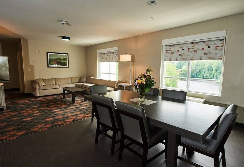Люкс Адаптированный для Инвалидов, Holiday Inn & Suites Philadelphia W   Drexel Hill, An Ihg