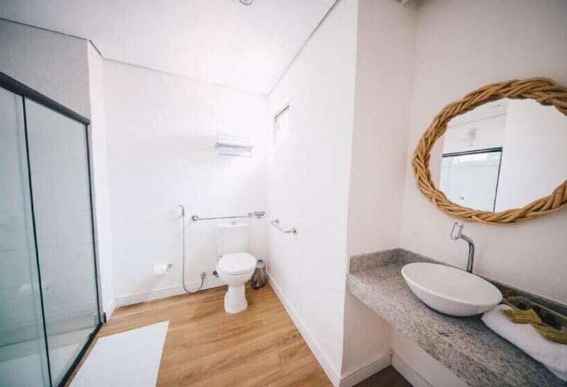 Трехместный Номер Deluxe, Pousada Morro Do Farol