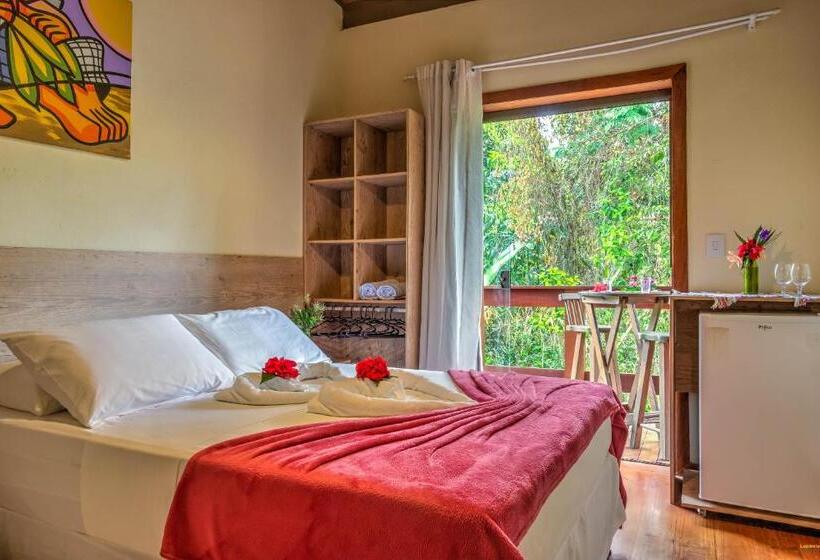 سوئیت با بالکن, I9 Embaú Flats & Suites