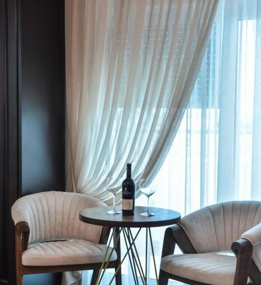 اتاق استاندارد با بالکن و چشم‌انداز دریا, Padam Hotel & Spa