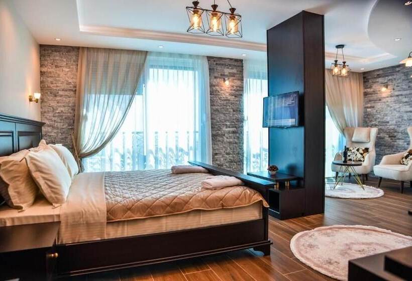 اتاق لوکس با بالکن و چشم‌انداز دریا, Padam Hotel & Spa