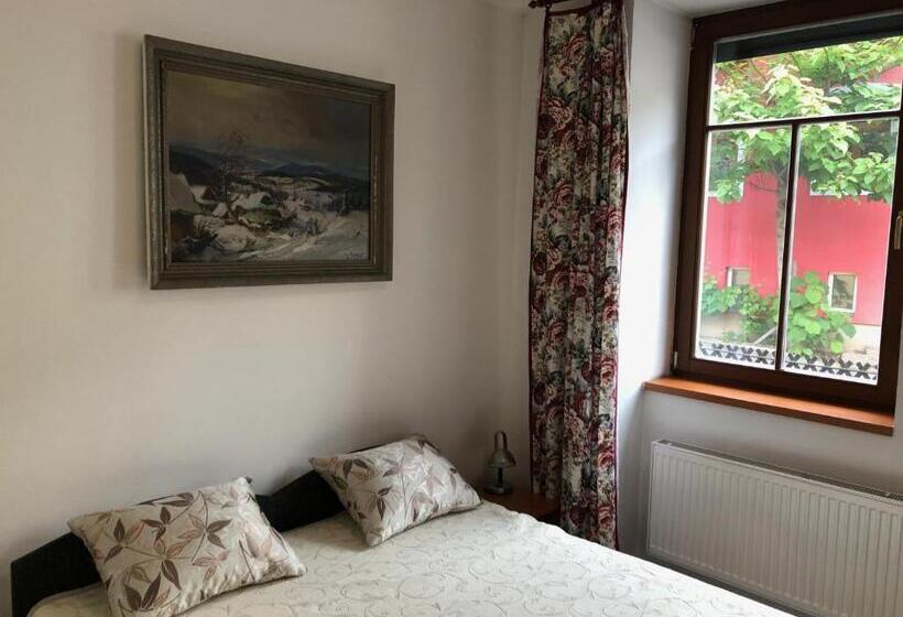 Номер Стандарт Трехместный, Garni Pension U Svatého Urbana