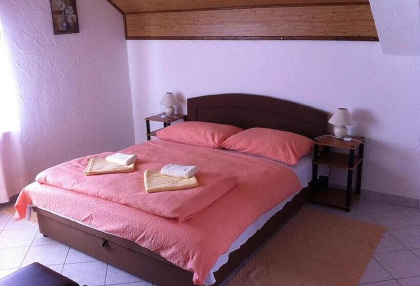 اتاق راحتی, Guesthouse Magdalena