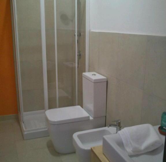 スタンダード４人部屋, Cartoline Dall Etna B&b