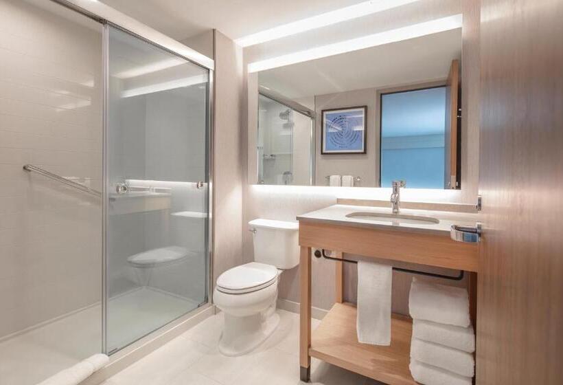 带大床的标准间, Hyatt Place Moncton Downtown