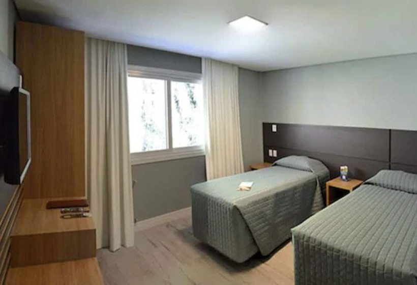 Quarto Quádruplo Deluxe, Sky Palace