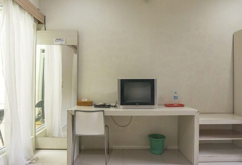Люкс, Reddoorz Syariah @ Garuda Street Sumbawa