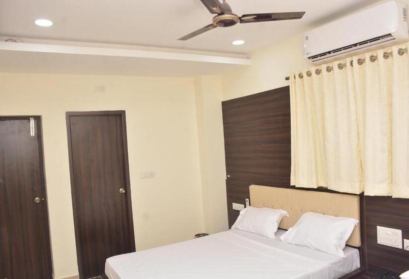 Номер Deluxe, Arihanth Inn