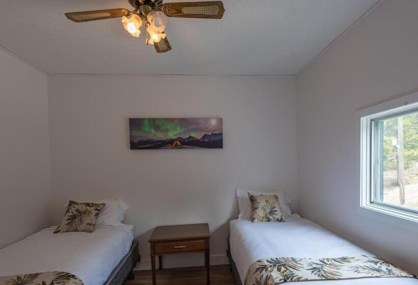 Люкс, David Thompson Resort