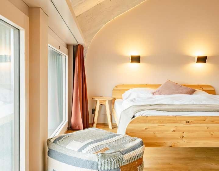 اتاق لوکس, Silo Design & Boutique Hostel Basel