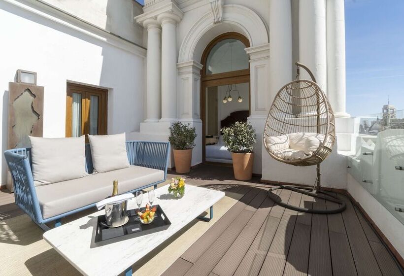 سوئیت جونیور با تراس, Boutique Hotel H10 Villa de La Reina