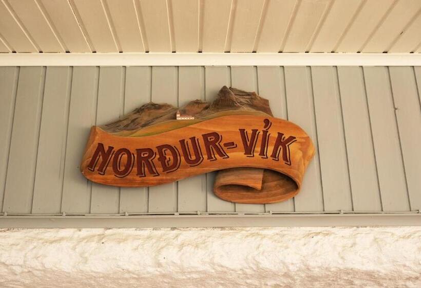 اتاق استاندارد یک تخته با سرویس بهداشتی مشترک, Vík Hostel