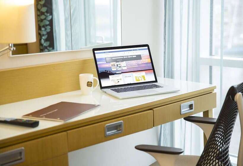 اتاق استاندارد با تخت دوبل, Hilton Garden Inn Glasgow City Centre