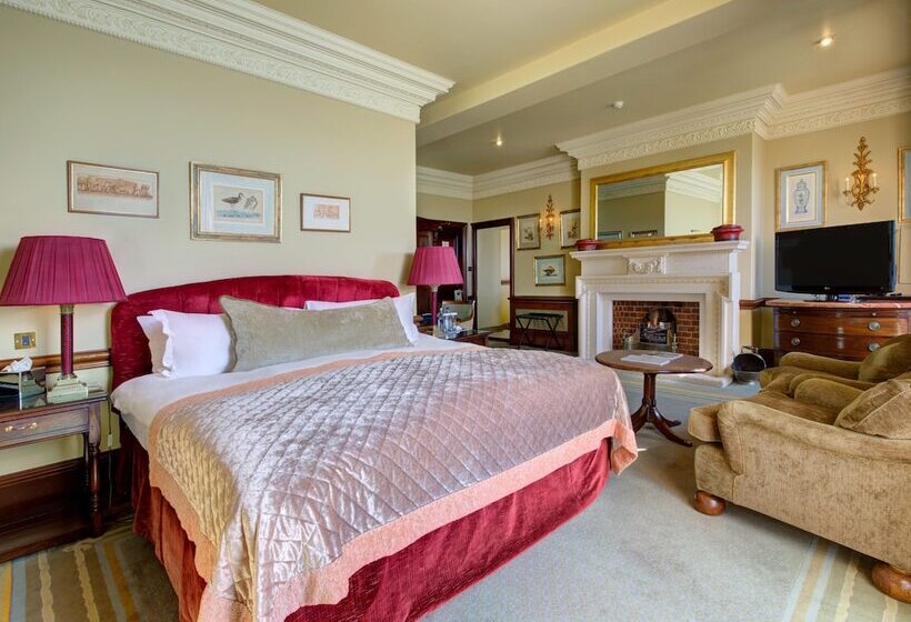 Люкс Повышенной Комфортности, Stoke Park Country Club Spa And