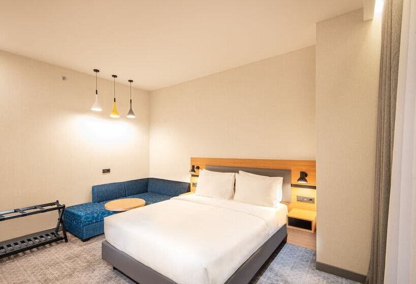 스탠다드 룸, Holiday Inn Yerevan   Republic Square, An Ihg