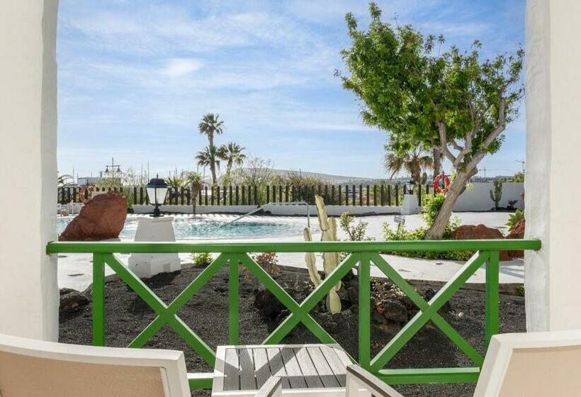 스탠다드 룸 풀장 전망, LIVVO Volcán Lanzarote