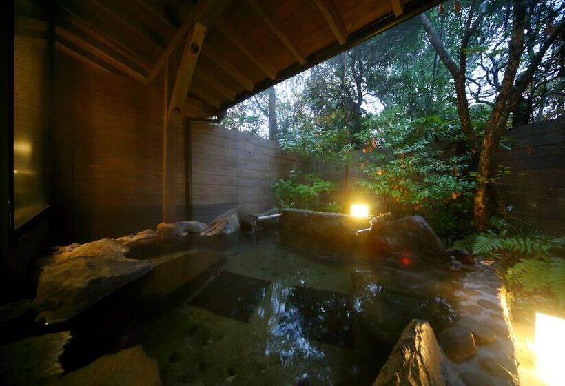 Четырехместный Номер Стандарт, Tetsuka Ryokan