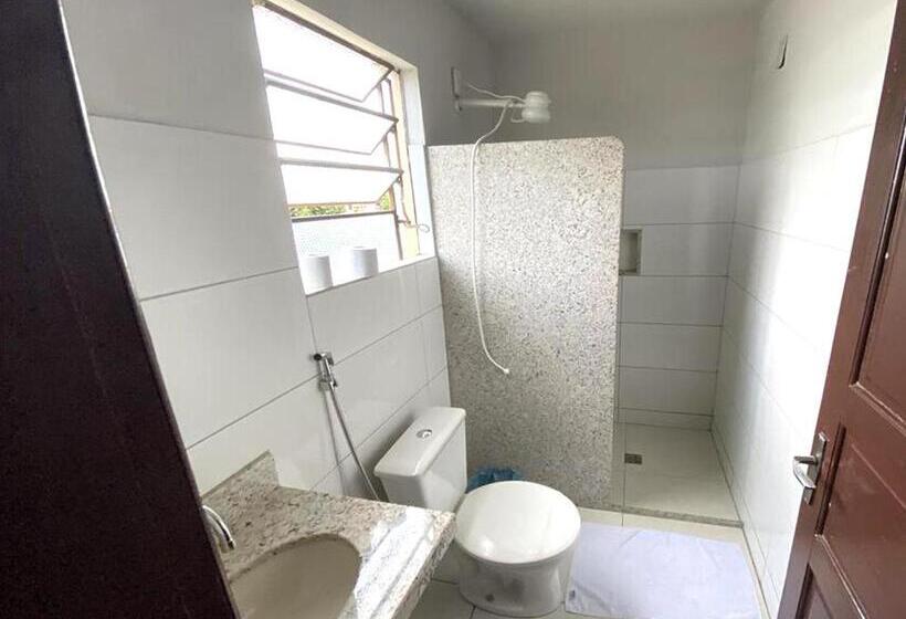 Quarto Estandar, Arco