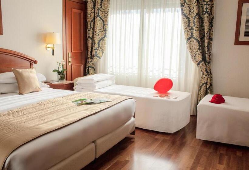 Семейный Номер, Starhotels Vespucci