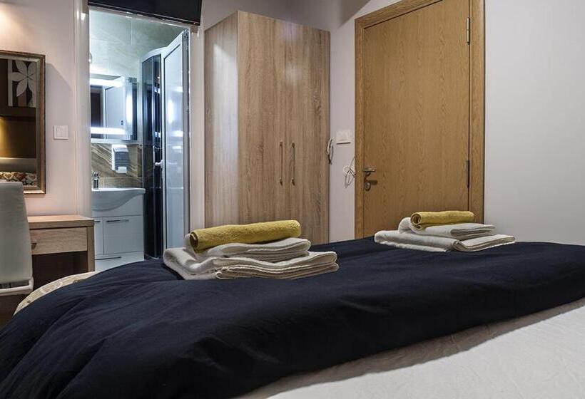 اتاق لوکس, B&b Donna