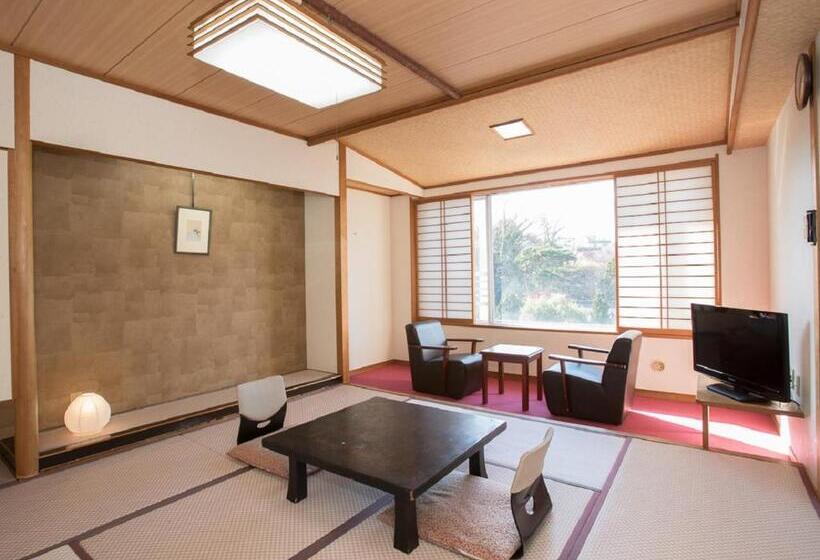 Четырехместный Номер Стандарт, Itoen Hotel Iizakakanouya
