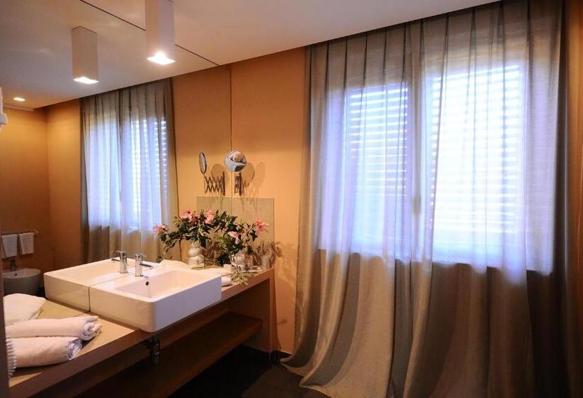 اتاق استاندارد سه تخته با بالکن, Casena Dei Colli, Sure Hotel Collection By Best Western