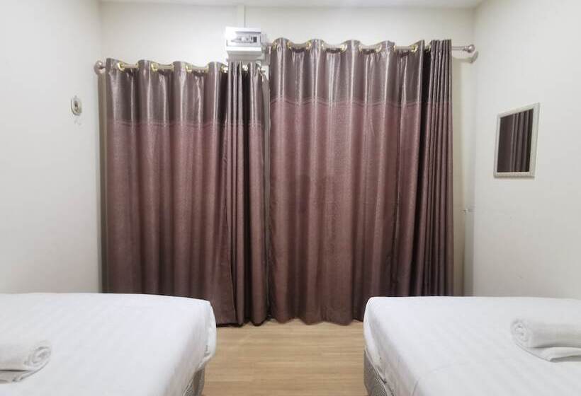 Quarto Estandar, Spot On 90084 Room 123