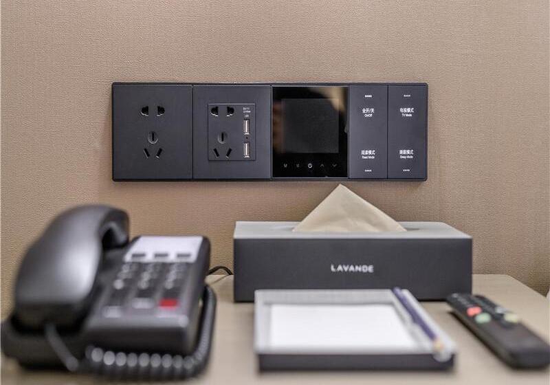 Номер Deluxe, Lavande Hotel Chengdou Qingbai River Phoenix Lake