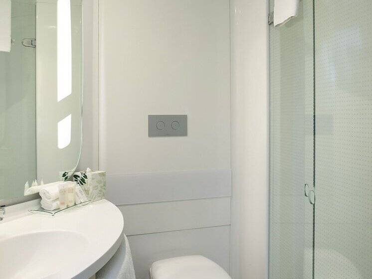 Номер Стандарт, Ibis Manchester Centre Princess Street