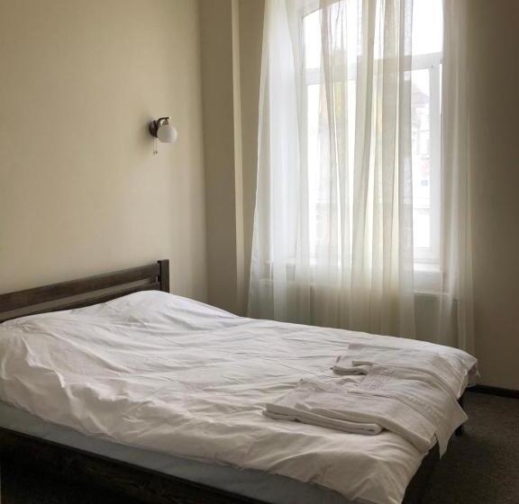 اتاق استاندارد, El Mundo Apartments