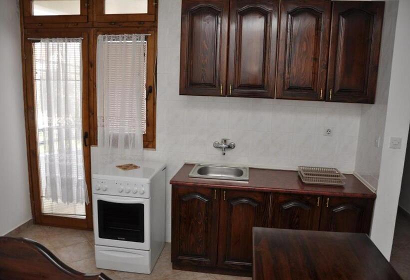 آپارتمان 1 خوابه با بالکن, Rooms & Apartments Anka