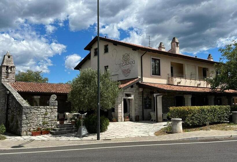 اتاق استاندارد, Gran Osteria Tre Noci
